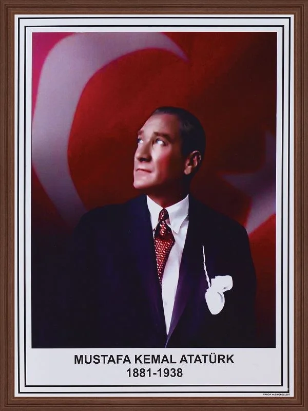 PANDA ATATÜRK PORTRESİ 35x50 MDF ÇERÇEVE PAN-425 (Best)