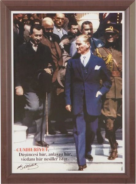 İNTER ATATÜRK PORTRESİ LAMİNE ÇERÇEVE 35x50 İNT 824-8L
