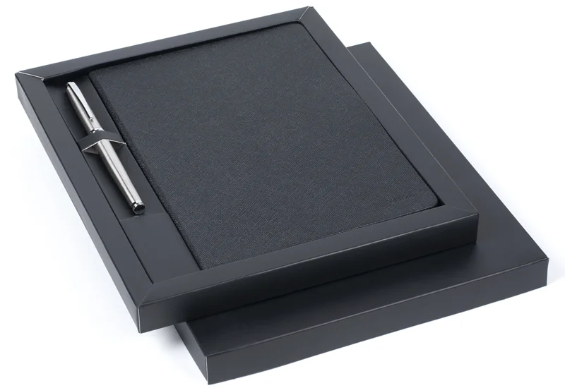 SCRIKSS HEDİYELİK SET SD 300-1 800M ROLLER KALEM KROM + DEFTER PREMIUM CHESTER A5 SİYAH