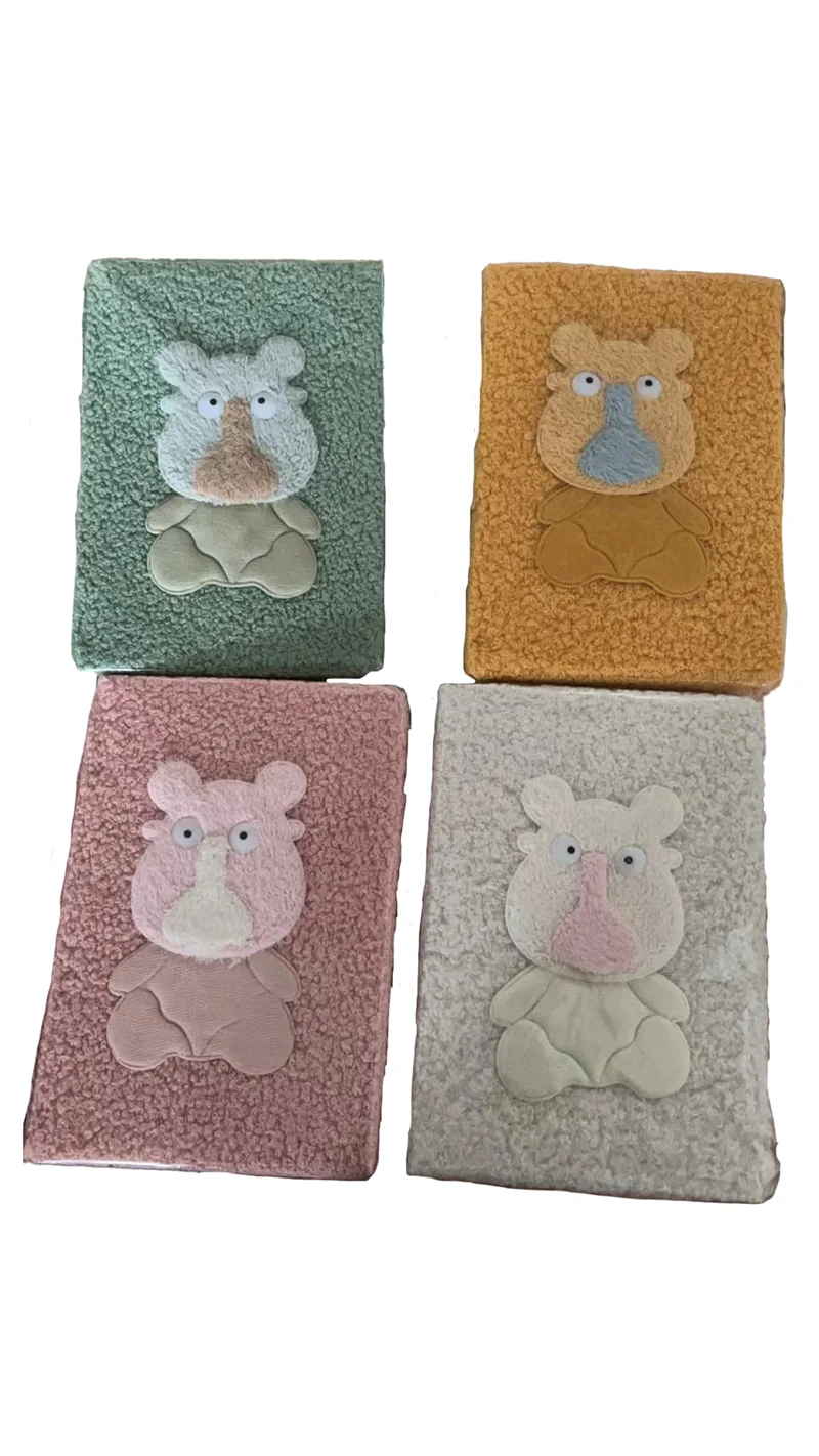 UNICK COLOR HATIRA DEFTERİ PELUŞ BOYUTLU ASLAN 7991